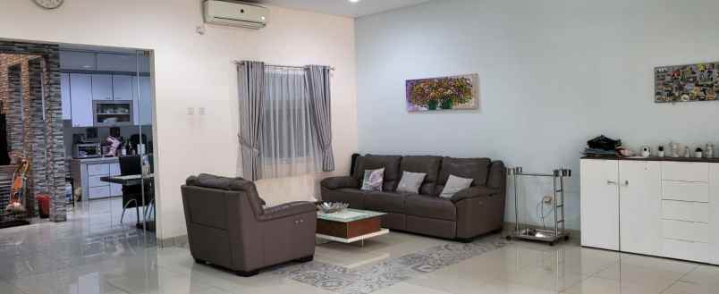 rumah di residence one bsd