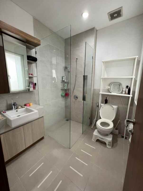 rumah dijual cepat graha natura edenia surabaya