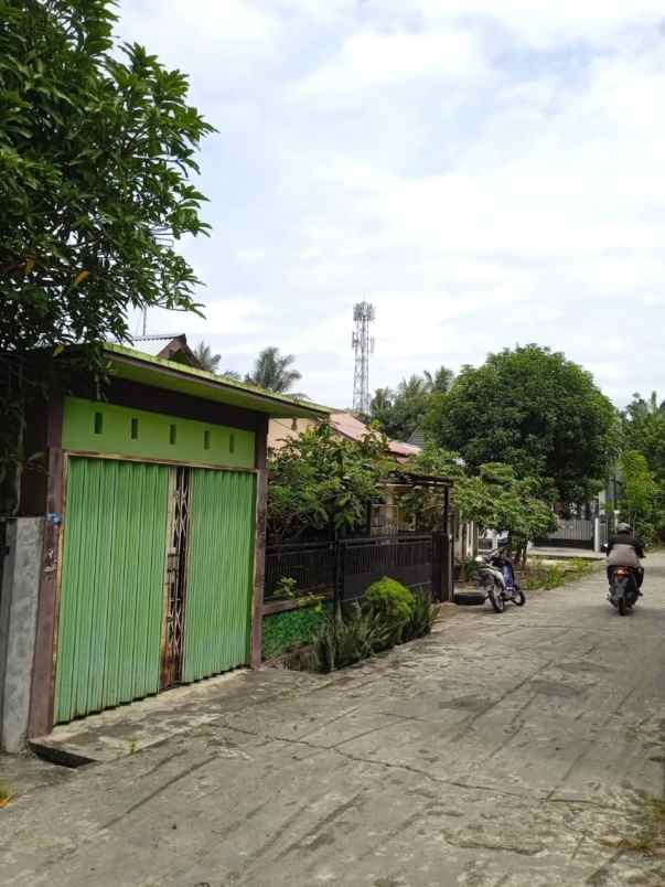 rumah dijual jl uka sudah renovasi 255 juta