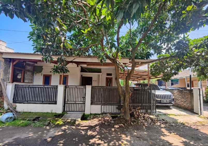 rumah hook dekat terminal pakupatan