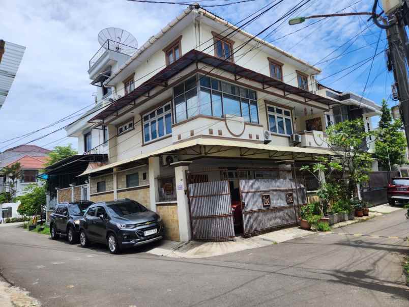 rumah hook di sunter agung utara jakarta utara