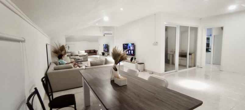 rumah hook di sunter agung utara jakarta utara