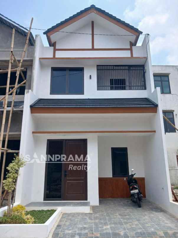 rumah japan scandinavian pengasinan depok rn