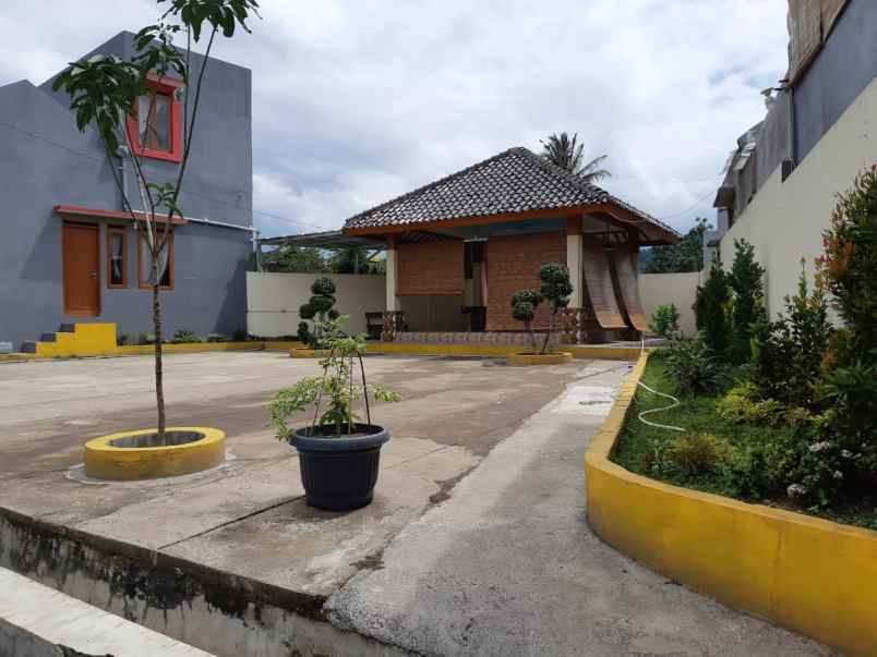 rumah jl lembur awi pakutandang