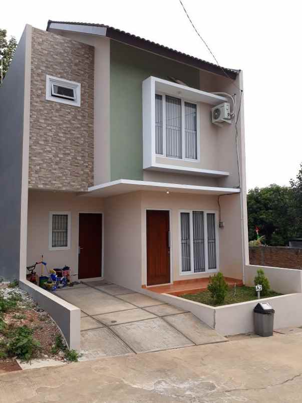 rumah jl nucifera jatiwarna kota