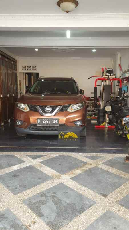 rumah jl otista raya kecamatan