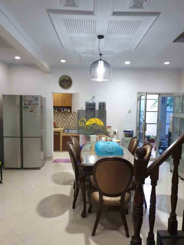 rumah jl otista raya kecamatan