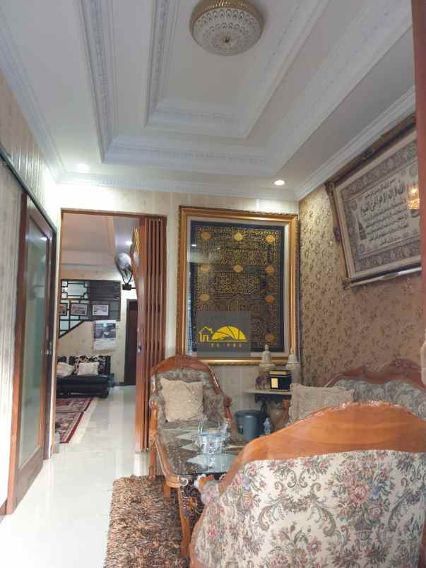 rumah jl otista raya kecamatan