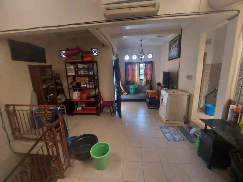 rumah jl pagelaran ciomas bogor