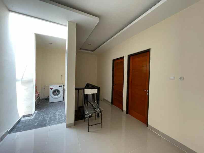 rumah jl raya margonda