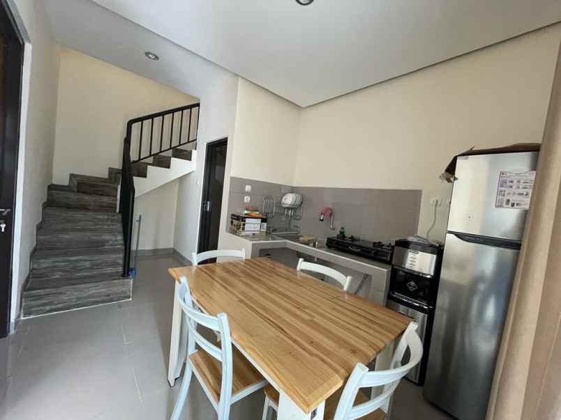 rumah jl raya margonda