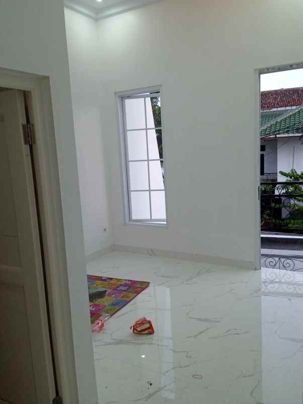 rumah jl sadar raya jagakarsa