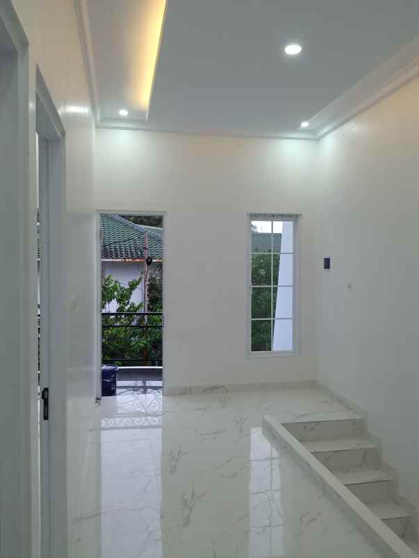 rumah jl sadar raya jagakarsa