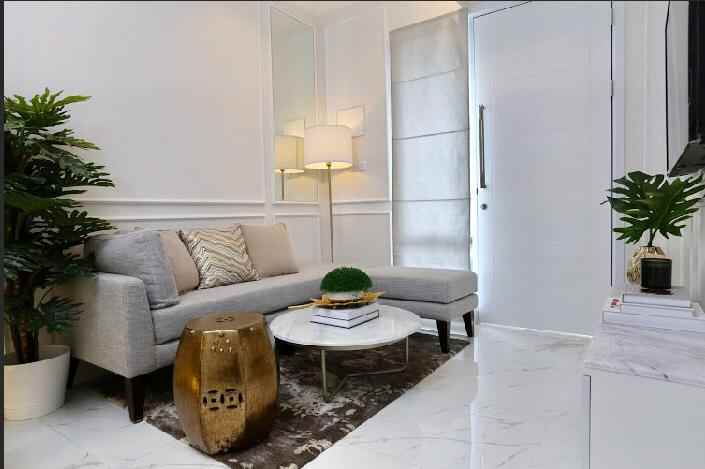 rumah jl simongan raya 185