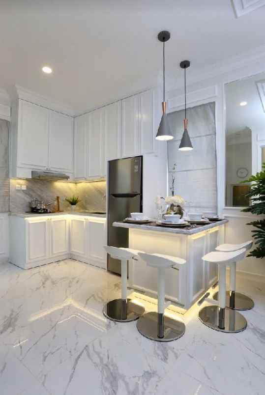 rumah jl simongan raya 185