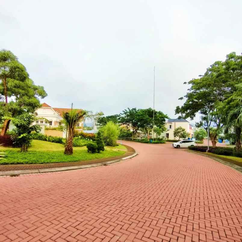 rumah jl simongan raya 185