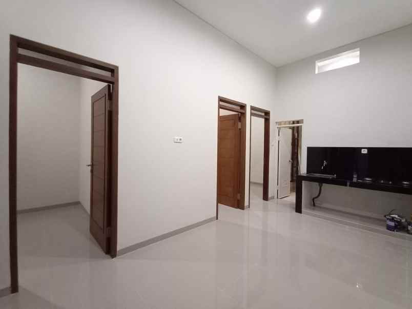 rumah jln caringin sayang