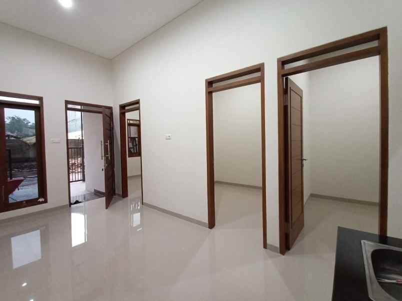 rumah jln caringin sayang