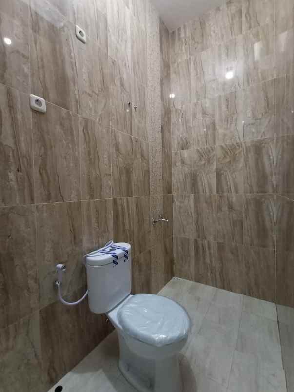 rumah jln caringin sayang