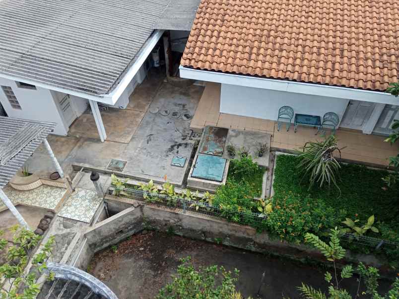 rumah jln mulawarman ii no 10