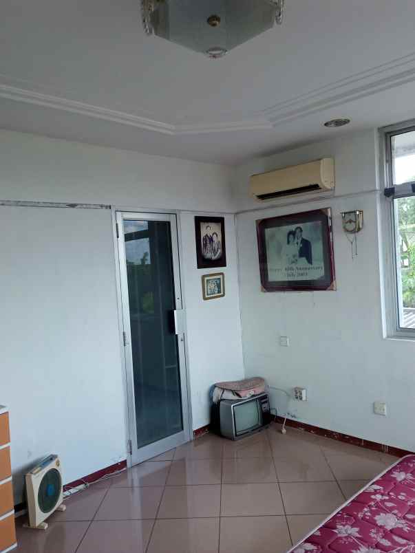 rumah jln mulawarman ii no 10