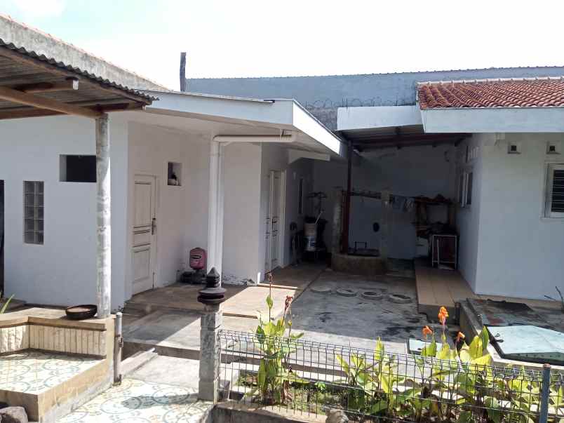 rumah jln mulawarman ii no 10