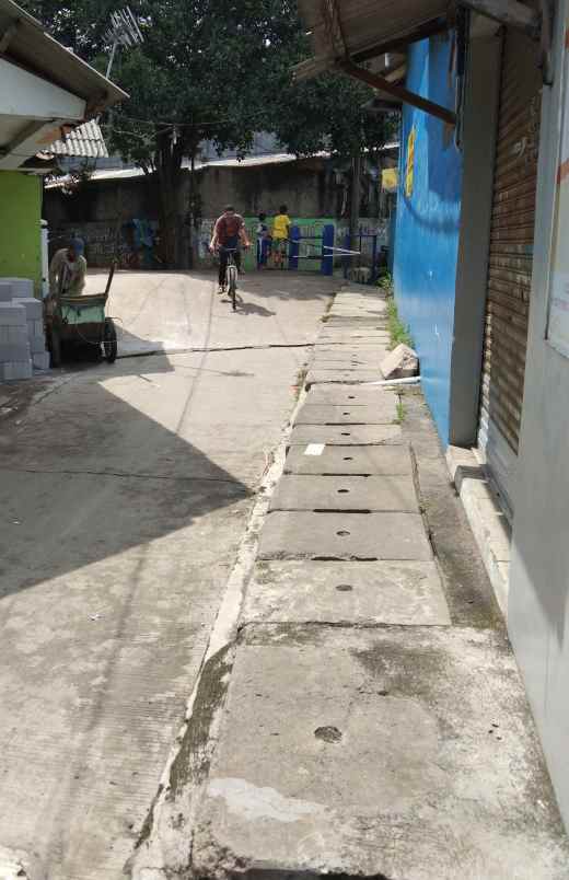 rumah kemiri muka beji depok