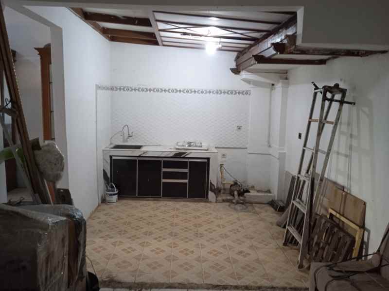 rumah komplek duta bintaro