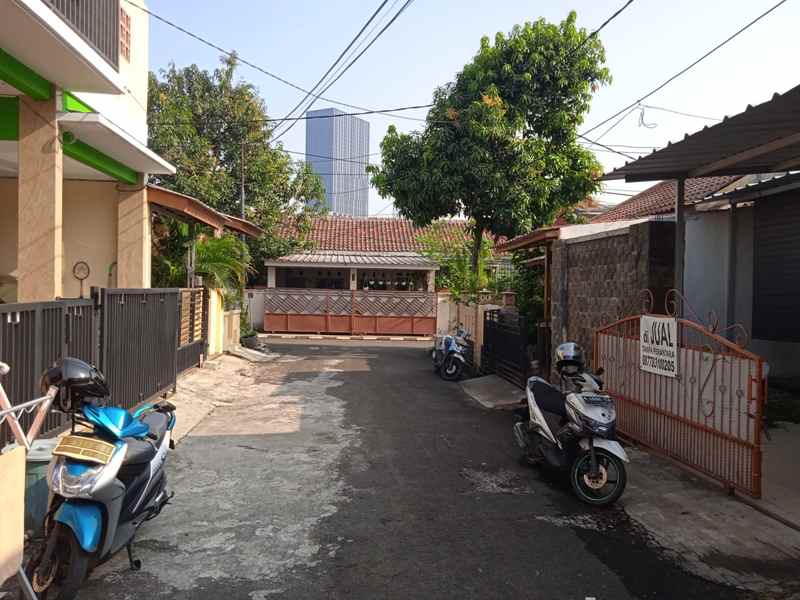 rumah komplek duta bintaro