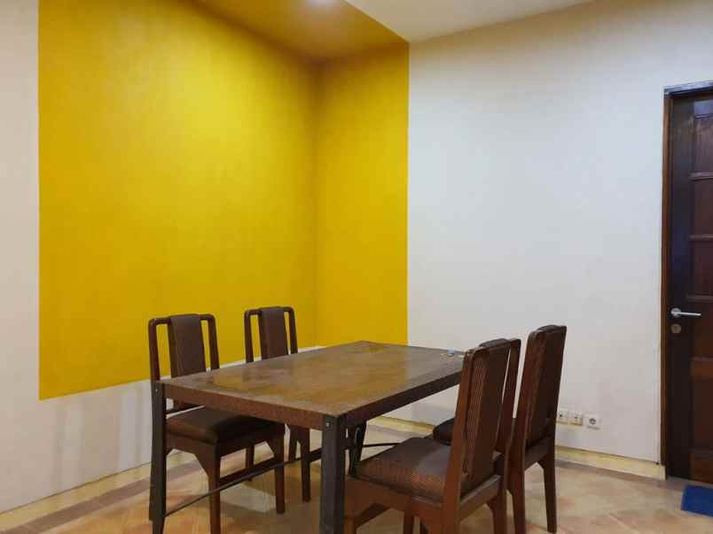 rumah kos medokan asri furnished tingkat 1