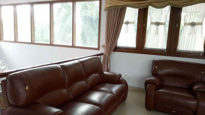 rumah lebak bulus dalam townhouse keamanan 24 jam