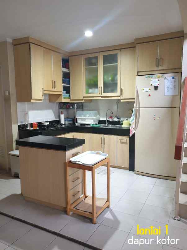 rumah level split kebayoran residence bintaro jaya