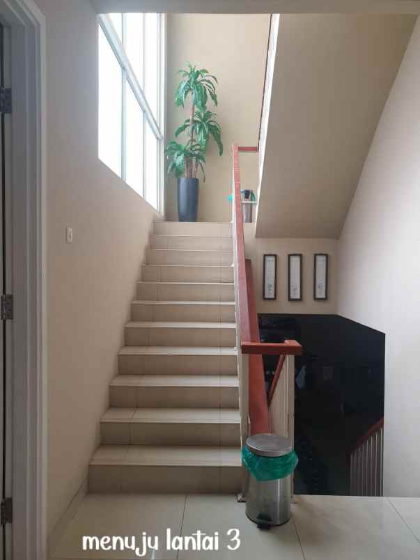 rumah level split kebayoran residence bintaro jaya