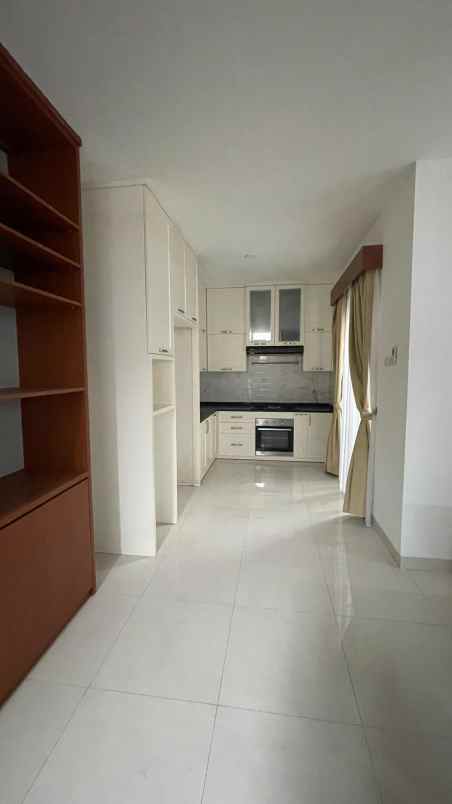 rumah mewah dalam cluster cilangkap jakarta timur