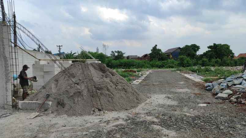 rumah mewah klasik 2 lantai di kelapa dua depok