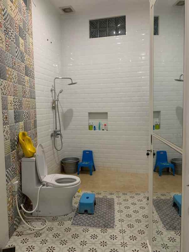 rumah mewah siap huni di belakang pasar temanggung