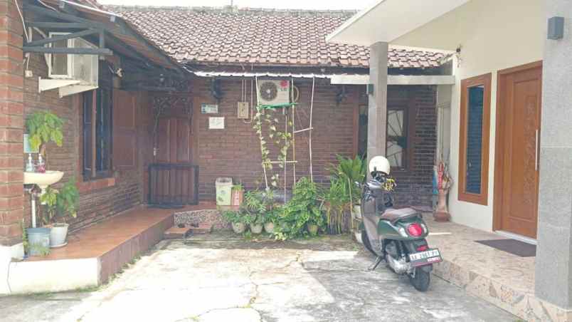 rumah mewah siap huni di belakang pasar temanggung