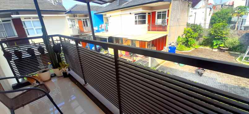 rumah minimalis modern sayap padasuka bandung
