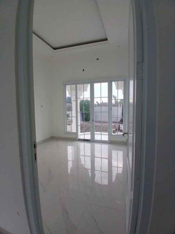 rumah modern 2 lantai jagakarsa jakarta selatan