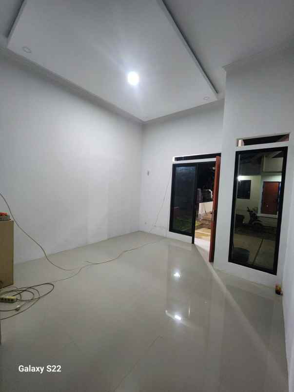 rumah murah 200 jutaan dekat stasiun didepok
