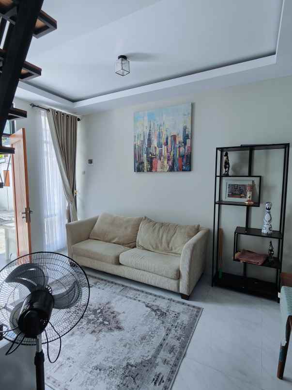 rumah scandinavian modern nyaman siap huni