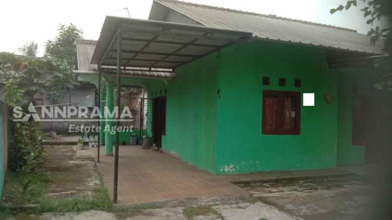 rumah second murah tanah luas dipinggir jalan bogor