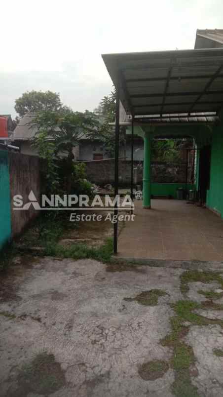 rumah second murah tanah luas dipinggir jalan bogor
