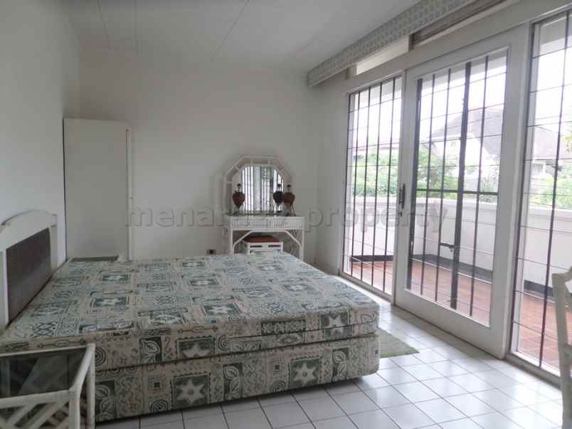 rumah setrasari setramurni