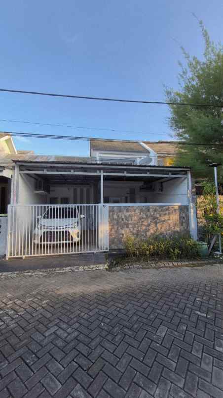 rumah siap huni di grand semanggi minimalis modern