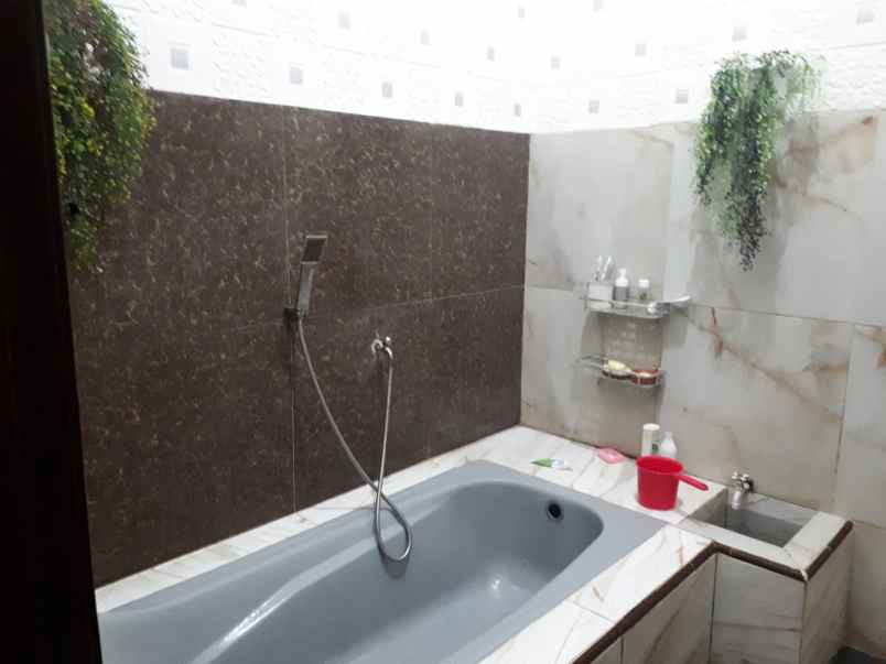 rumah singgah mewah lowokwaru kota malang