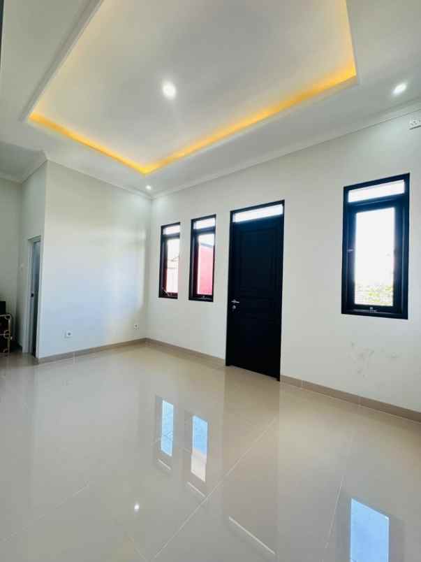 rumah strategis di jagakarsa jakarta selatan siap huni