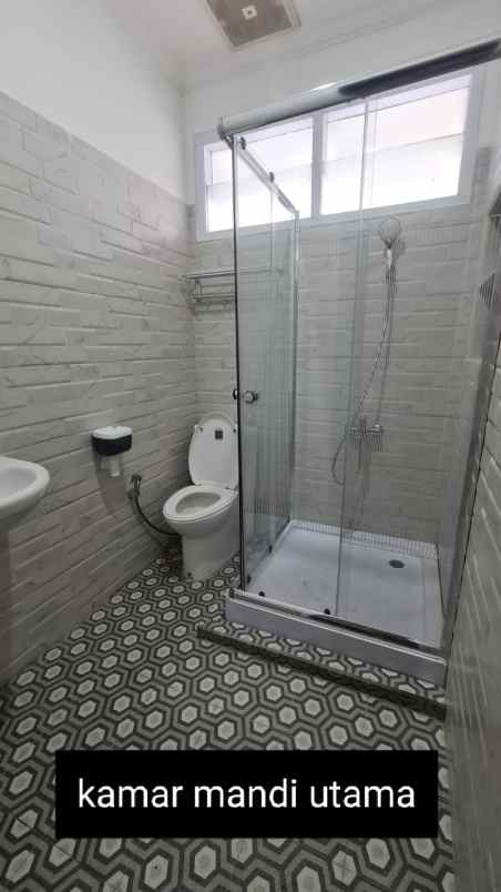 rumah taman permata sepanjang