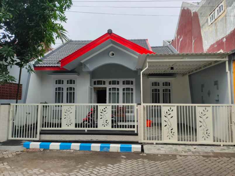 rumah taman permata sepanjang