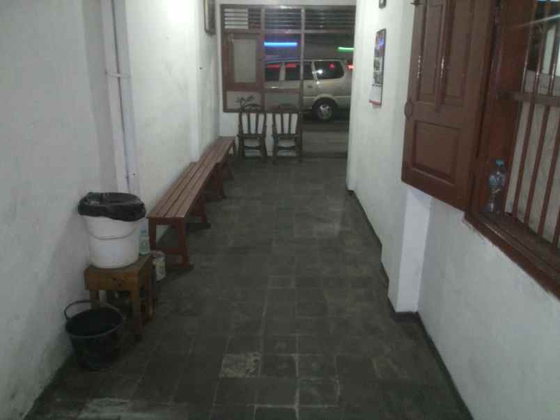 rumah tepi jalan dekat bank bni